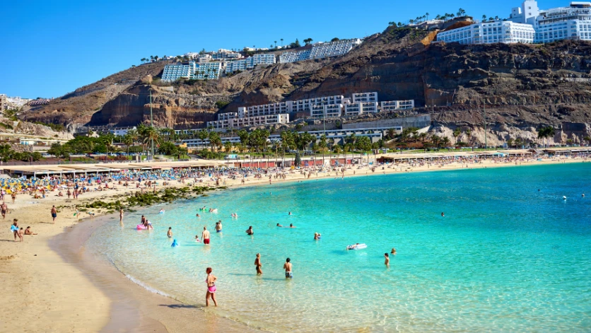 La plage d’Anfi del Mar, Gran Canaria